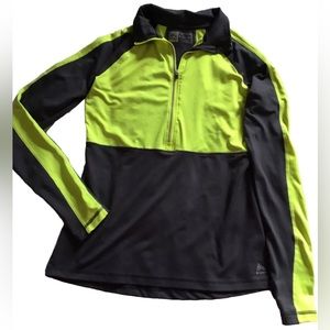 REEBOK Women’s size SMALL UPPER ZIP PERFORMANCE SHIRT